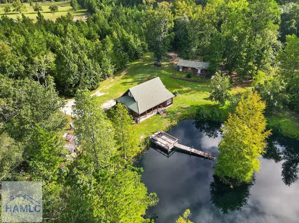 222 Edenfield Rd, Jesup, GA 31545