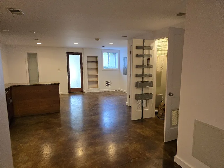 113 R St NW #BASEMENT — Photo 10