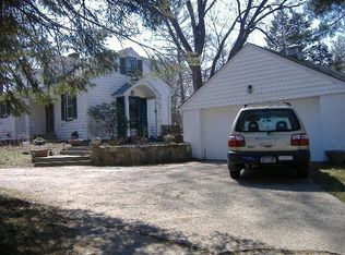 3047 Old Yorktown Rd, Yorktown Heights, NY 10598