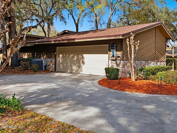 3rd image of 1035 ANCHOR Road