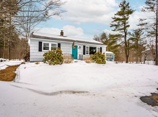 6 Longfellow Rd, Gorham, ME 04038