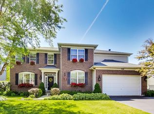 737 Delacourte Ave, Bolingbrook, IL 60490