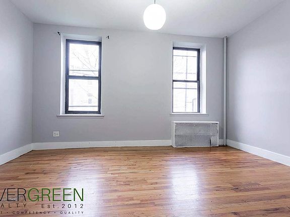 4th image of 397 Chauncey St APT 1