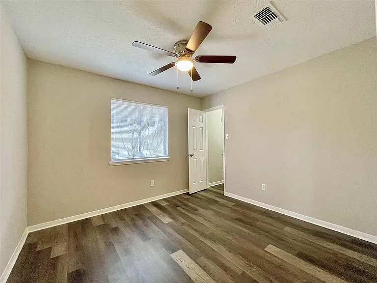 7011 Brockington Dr — Photo 20