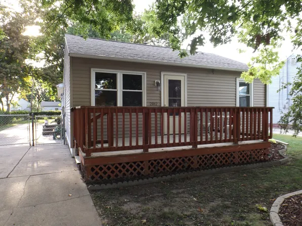 2012 13th Ave, Rock Falls, IL 61071