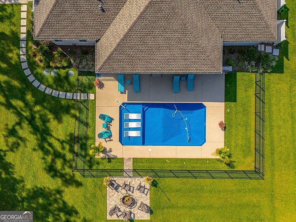 1st image of 14 Willow Ct