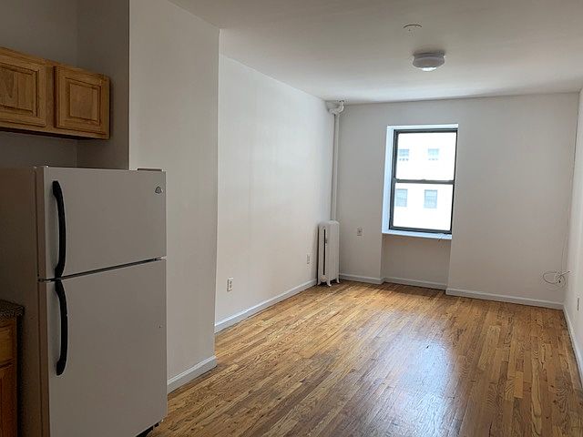 1st image of 56 E 34th St #4A