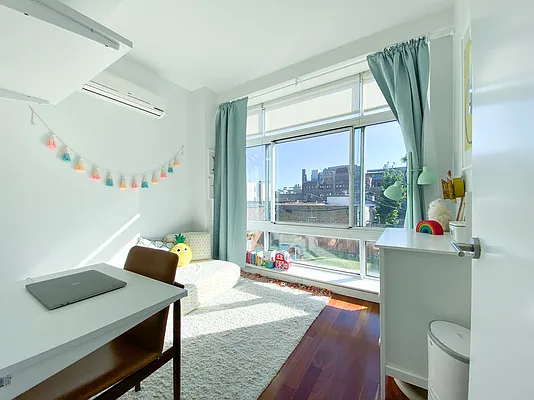 Rented by Kahen Properties | media 26