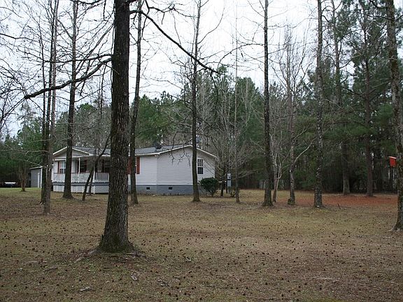 3rd image of 207 Dogwood Ln