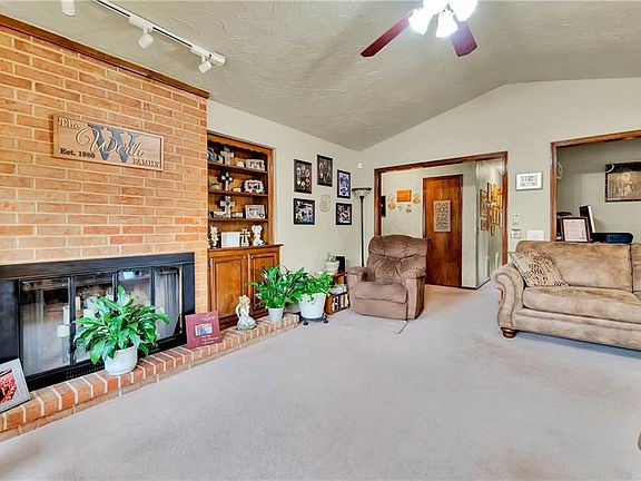 4th image of 206 Sycamore Ave