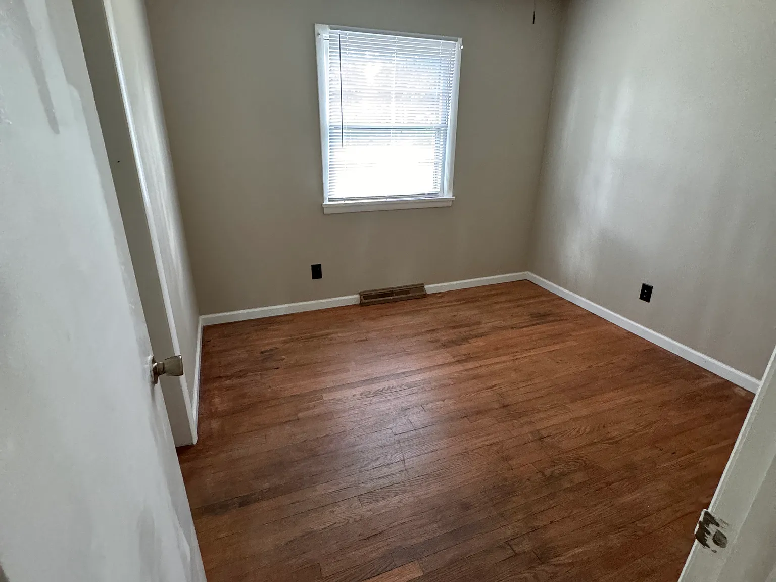 401 Duenke Rd — Photo 4
