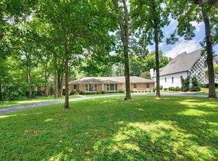703 Woodleigh Dr, Nashville, TN 37215