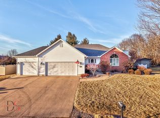 (Undisclosed Address), Ottawa, IL 61350