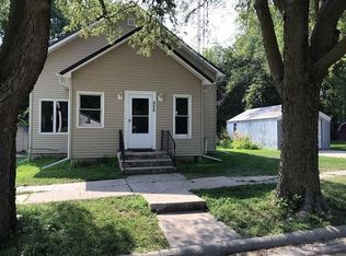 320 Rusk St, Orchard, NE 68764