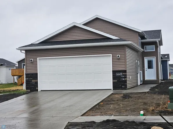 6649 Samuel Dr, Horace, ND 58047