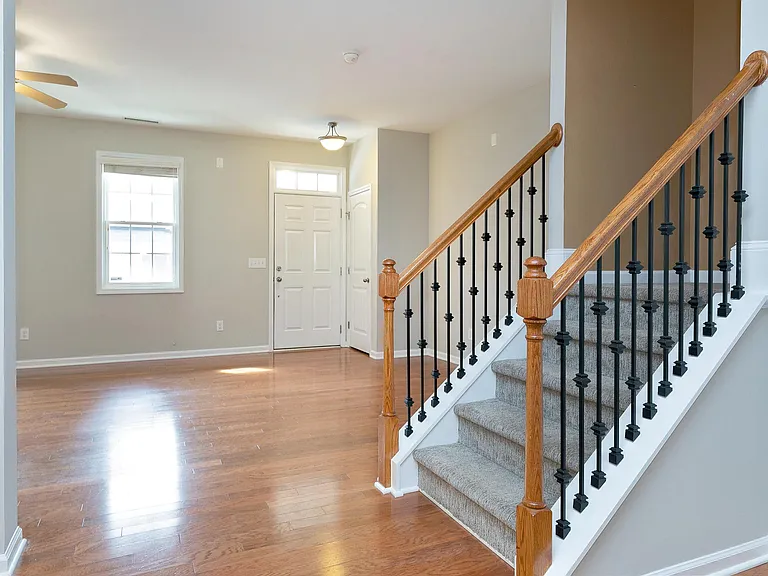 514 Dragby Ln — Photo 16