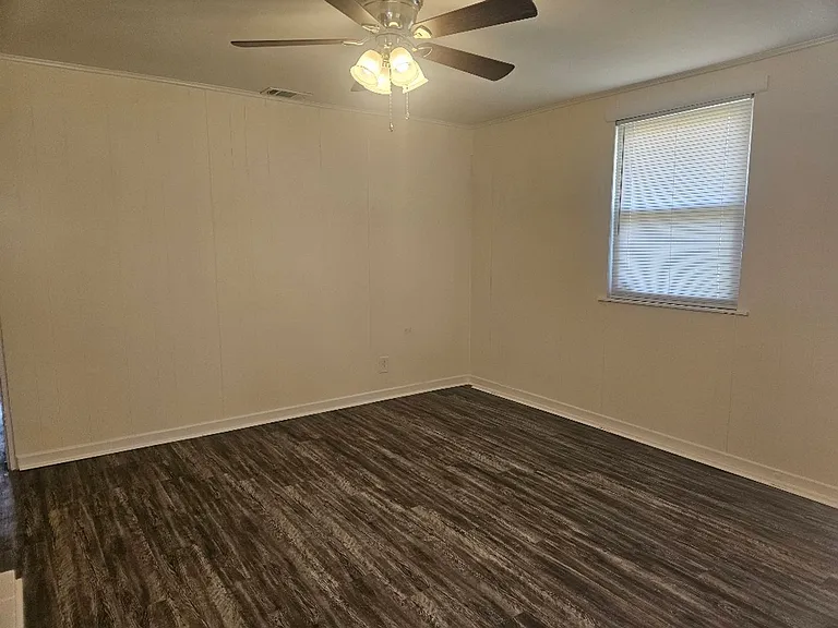 913 Old Edgefield Rd — Photo 12
