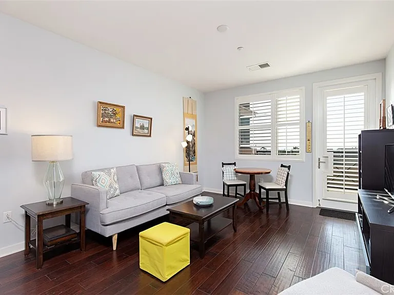 3650 5th Ave #611 — Photo 2