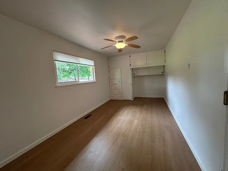 7588 Oak Leaf Dr — Photo 9