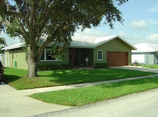 1054 SW 7th St, Boca Raton, FL 33486