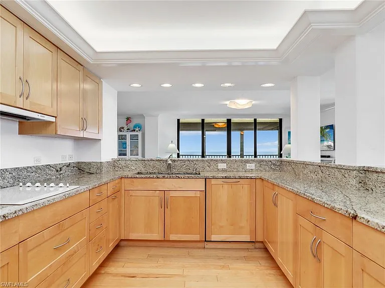 10851 Gulf Shore Dr #605 — Photo 10