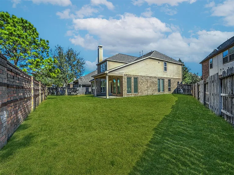 10007 Eldarica Way — Photo 28