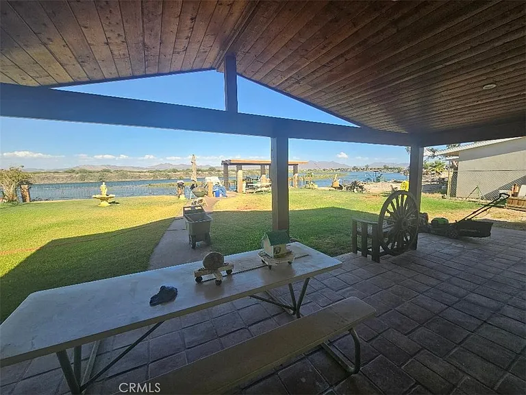 5180 Colorado River Rd — Photo 5