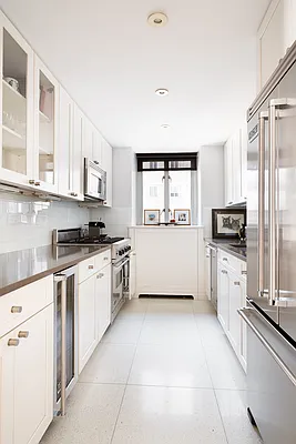 Sold by Compass | media 6