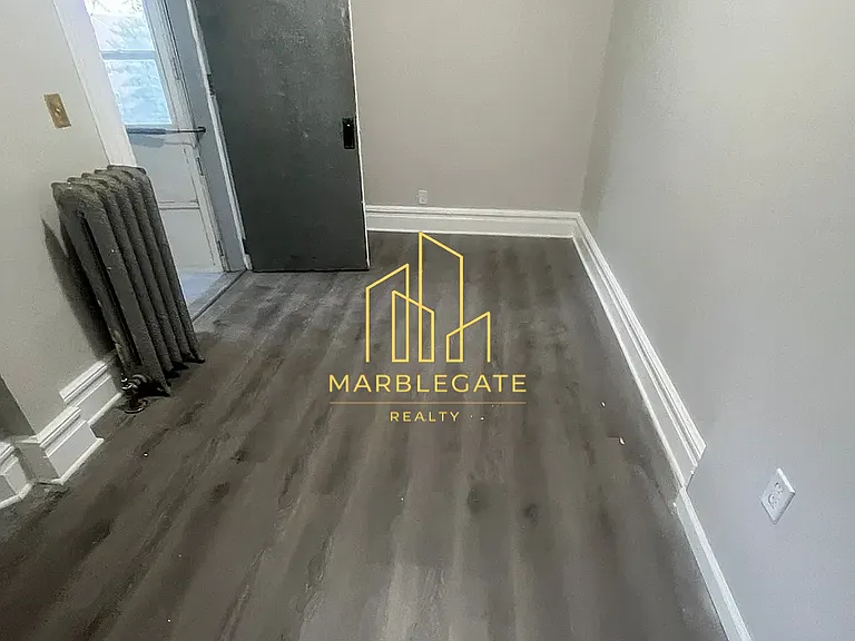 69 Farley Ave #11 — Photo 3