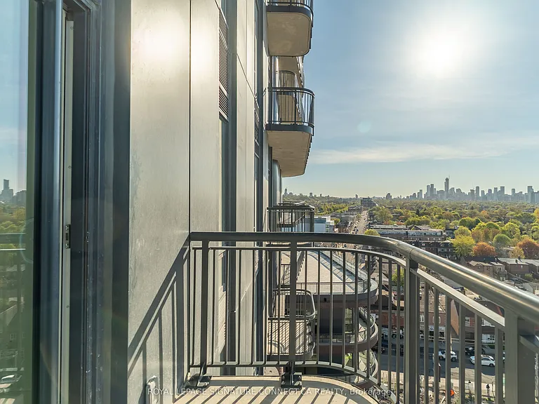 1185 Dupont St #1018 — Photo 26