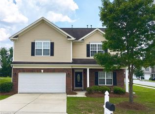 1007 Thorncroft Rd, Greensboro, NC 27406