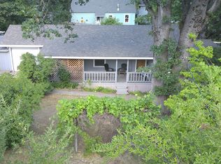 206 S A St, Mount Shasta, CA 96067