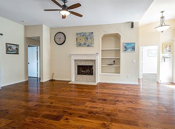 3rd image of 18683 Gibbons Dr