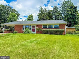 5307 Juxon Pl, Springfield, VA 22151