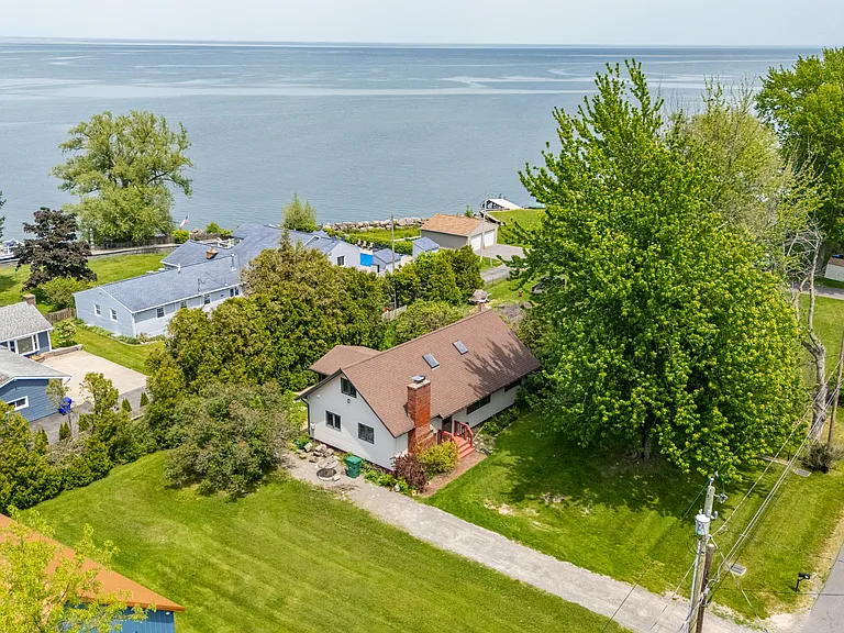 26 Clearview Ave — Photo 32