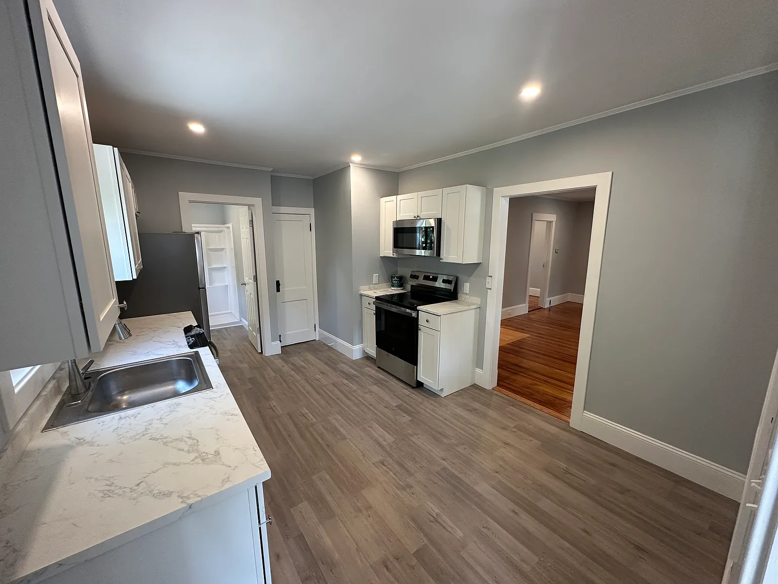 105R Main St, Kingston — Photo 2