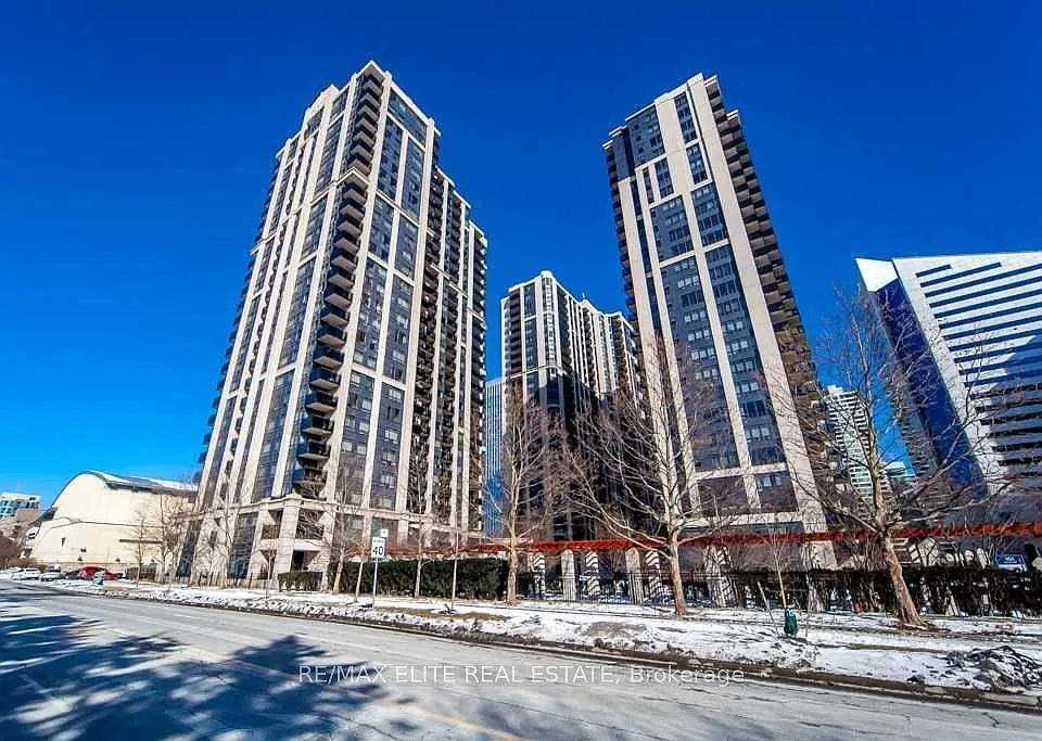 155 Beecroft Rd #303