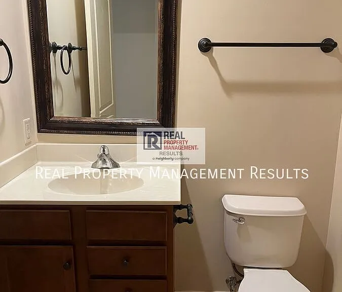 5119 Hidden Lake Dr — Photo 10