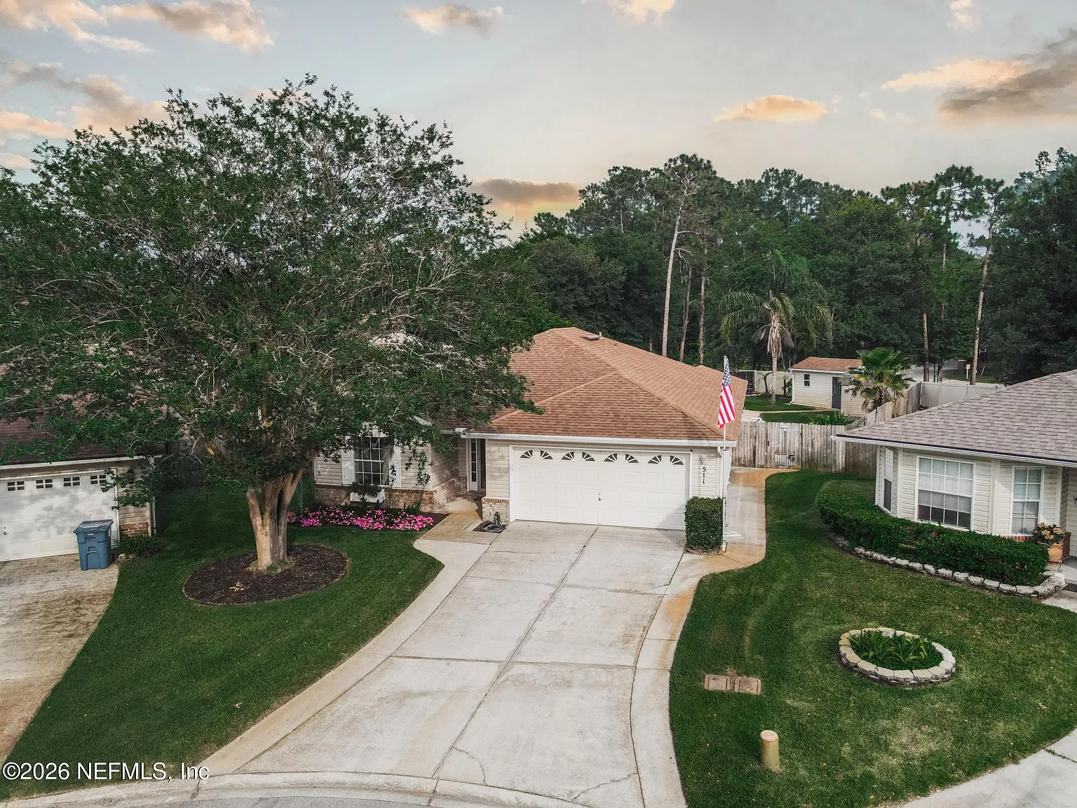 4 bed, 2.0 bath, 1784 sqft, $2,950 — Photo 4