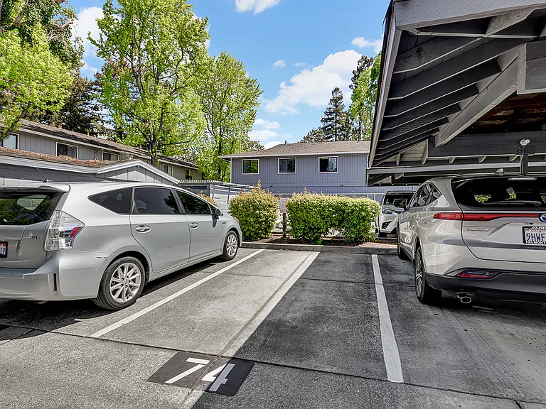 4033 Ralston Cmn — Photo 42
