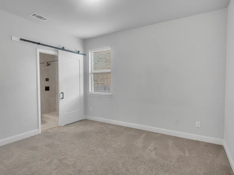 1708 Stillwater Dr — Photo 15