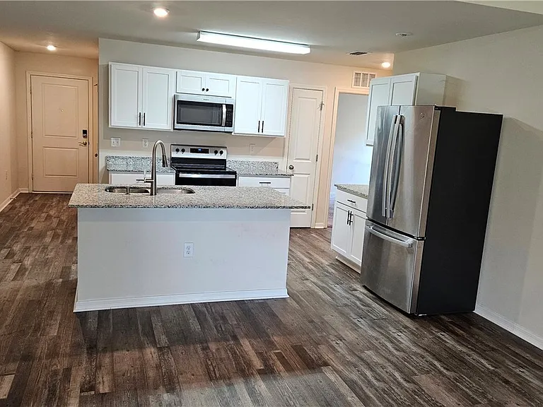 9028 Aegean Cir — Photo 3