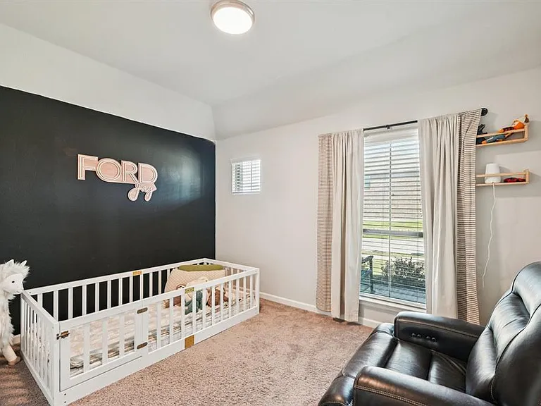 312 Scenic Point Dr — Photo 14