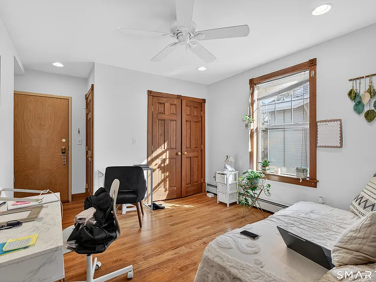 245 Edwards St #2R — Photo 10