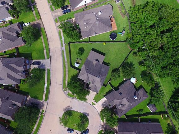 4th image of 1119 Morning Creek Ln