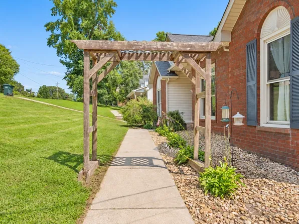 183 Hickory Hollow Dr, Dickson, TN 37055