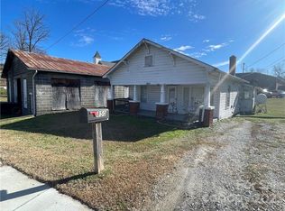 850 State St, Marion, NC 28752