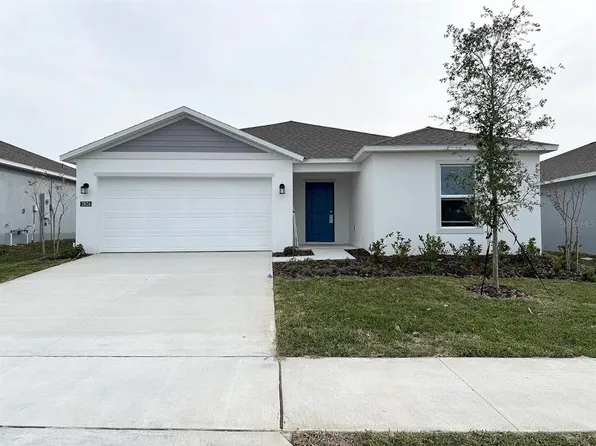 2826 Pennachio Dr, Lake Wales, FL 33853