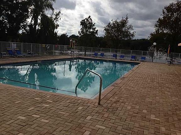 5th image of 3610 N 56th Ave APT 217