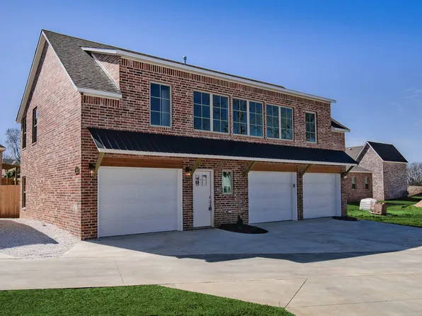 65 N Bibury Ln #A, Fayetteville, AR 72704